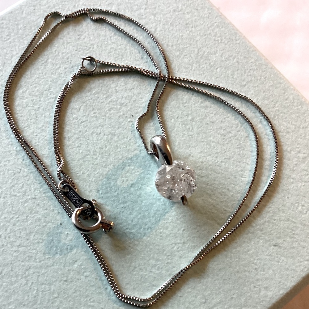 Platinum 850 Chain with 1 Carat Natural Diamond set in platinum 900